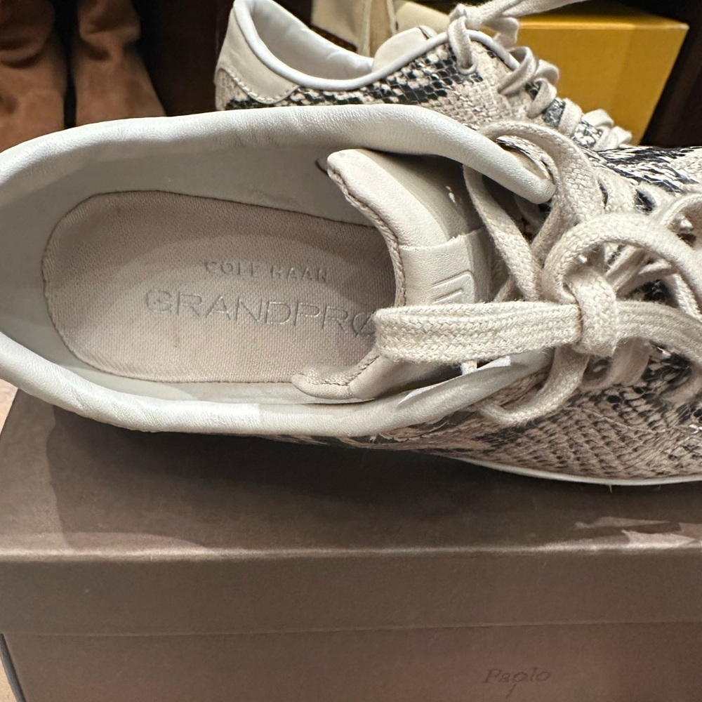 Cole Haan sneaker - Picture 4 of 4